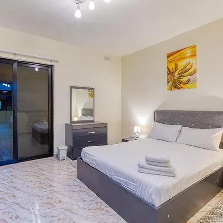 Apartmán Large 3br With Private Balcony, St'pauls Bay By 360 Estates